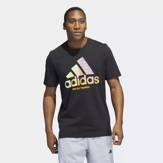 Camiseta We Ball Together Badge of Sport - Preto adidas HC6902