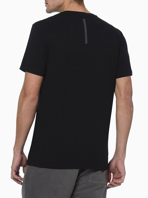 Camiseta Calvin Klein Masculina TV Screens Preta - CM3OC01TC833-0987 - comprar online