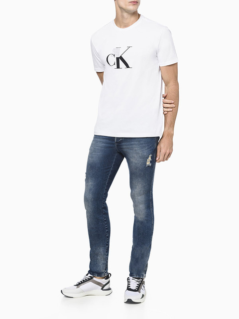 Camiseta Calvin Klein Masculina About CK Branca - CM3OC01TC923-0900 na internet