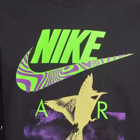 Camiseta Nike Sportswear FQ3774-010 na internet