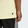 Camiseta Estampada Remoji Pocket - Amarelo adidas IY0736 - loja online