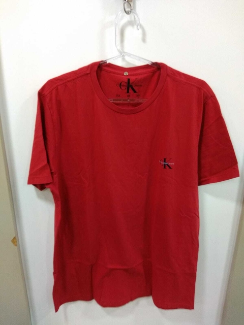Camiseta Mc Ckj Masc Re Issue Peito Calvin Klein Jeans - Vermelha - CKJM103B-0395
