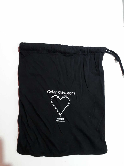 Camisa Calvin Klein True Love Since - Preta - CM2ON01TC252-0987 - comprar online