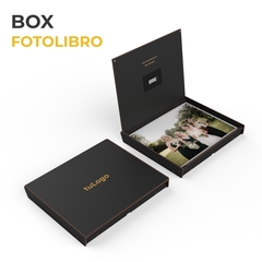 Caja para FOTOLIBRO 30x20 con grabado en internet