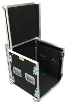 Case rack 10u e mesa de som.