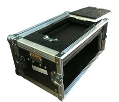 Flight Case Para Behringer Xr18 Com Espaço P/ Ipad