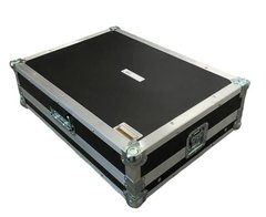 Flight Case Para Traktor S8 C/ Suporte Deslizante