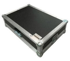Flight Case Para Mixtrack Pro3 Plataforma Desliz. Notebook - comprar online