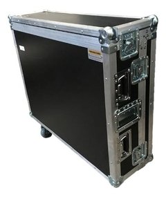 Flight Case Para Soundcraft Performer3 Com Cablebox E Rodas - comprar online
