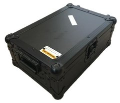 Flight Case Para Traktor Z2 Black