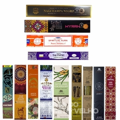 Caixa Box Kit com 13 Incensos Sortidos Premium Vários Aromas - CASA DO PRETO VELHO COMERCIO DE PRODUTOS NATURAIS LTDA