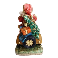 Estatueta Papai Noel Calhambeque-Enfeite Decorativo em Gesso - CASA DO PRETO VELHO COMERCIO DE PRODUTOS NATURAIS LTDA