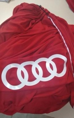 Capa Audi A8 na internet