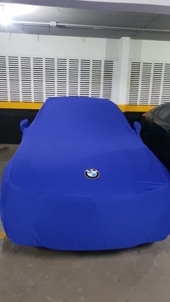 Capa BMW 550i na internet