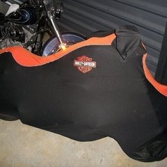 Capa Harley Davidson Softail Blackline