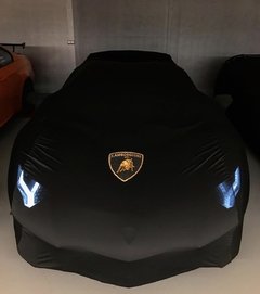 Capa Lamborghini Aventador