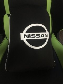 Capa Nissan Tiida na internet