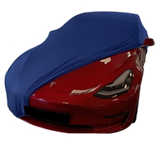 Capa Tesla Model 3 na internet