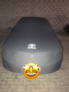 Capa Toyota Corolla na internet
