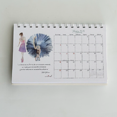 Calendario de escritorio “Bailarinas 2024” - C2designs
