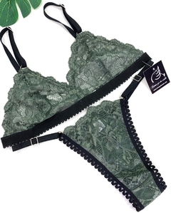 Conjunto Suri verde militar - comprar online