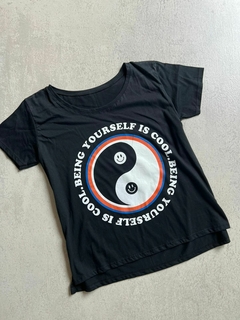 REMERA BEING YOURSELF M/C