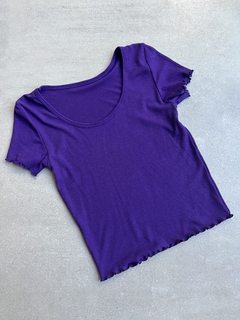 REMERA MORLEY RULOTE VIOLETA