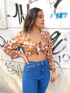 TOP BLUSA FLORES NUDO (SIN CAMBIO)