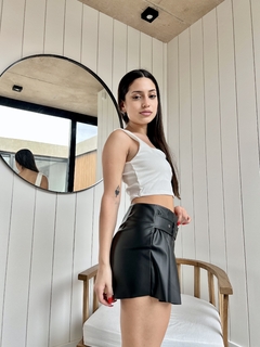 SKORT HONEY CUERINA NEGRO en internet