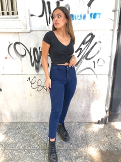 JEAN LEGGING CHUPIN PRAGA AZUL en internet