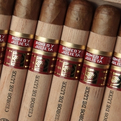 Romeo y Julieta Cedros de Luxe Exclusivo La Casa de Habano - Caja x 10 Unidades - comprar online