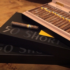 Cohiba Shorts Humidor Colección x 50 unidades