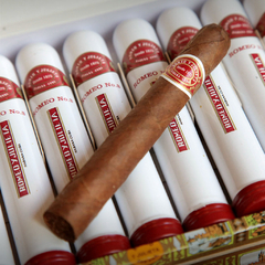 Romeo y Julieta Romeo Nº3 Tubo - X 10 Unidades caja cerrada - comprar online