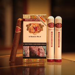 Romeo y Julieta Romeo Nº2 Tubo - X 3 Unidades petaca cerrada