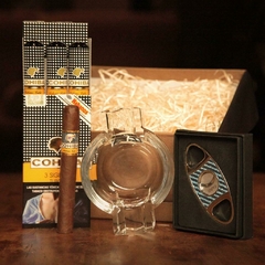 BOX #1 - BOX COHIBA SIGLO II PETACA POR 3 CON ACCESORIOS