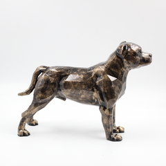 StaffBull I Staffordshire Bull Terrier em pé I Escultura