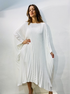 Vestido Plissado Curto Crepe Branco na internet