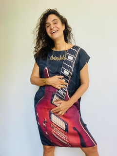 Vestido Kaftan Cetim Guitarra - ALESSA