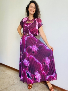 Image of Vestido Kaftan Plissado Longo Orquidea Vinho