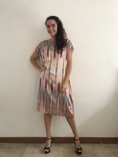 Vestido Curto Kaftan Cetim Moinho Listras - comprar online