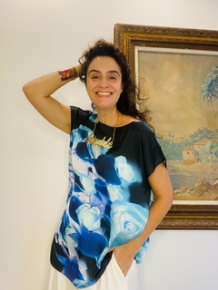 Camiseta Kaftan Cetim Rosa Azul na internet