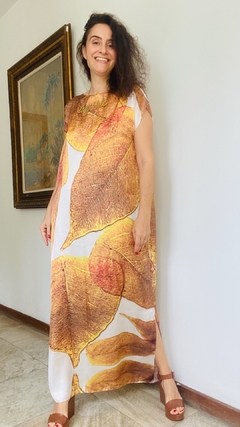 Vestido Kaftan Longo Cetim Folhas Douradas - buy online