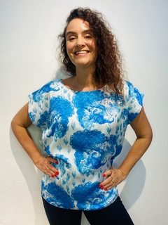 Camiseta Kaftan Cetim Leopardo Azul na internet