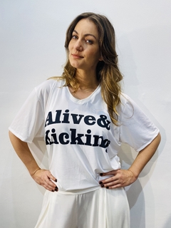 Camiseta Basica Jersey Alive & Kicking - ALESSA