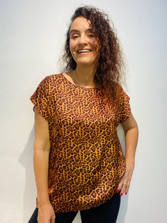 Image of Camiseta Kaftan Cetim Onça