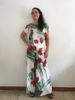 Camiseta Kaftan Cetim Tulipa Vermelha