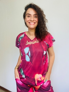 Camiseta Kaftan V Jersey Orquídea Vermelho - ALESSA