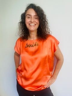 Camiseta Kaftan Cetim Laranja Lisos