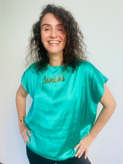 Camiseta Kaftan Cetim Verde Lisos na internet