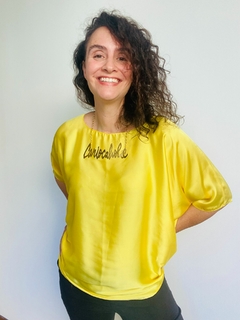Camiseta Morcego Cetim Amarelo Lisos